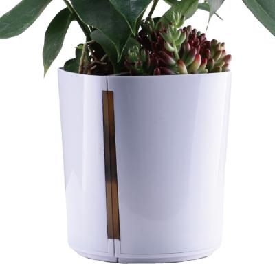 China Plastic and Metal Spike Flower Pot for sale