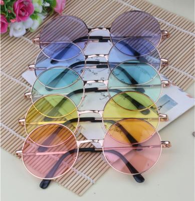 China Fashion sunglasses 2021 new vintage fashionable retro style round sunglasses with ocean color lens for sale