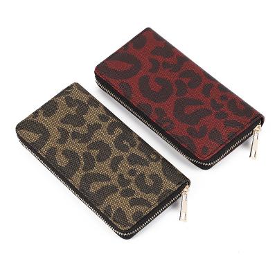 China Hot Sales Anti-theft Zipper Wallet For Men Women Leopard Print Wallet New Card Holder Wallet Factory for sale