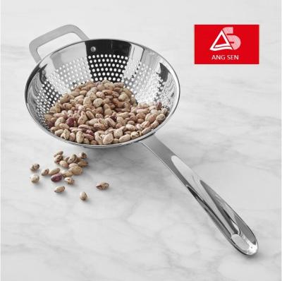 China Sustainable Hot Sale Stainless Steel Strainer Set Perforated Colander Strainer for sale