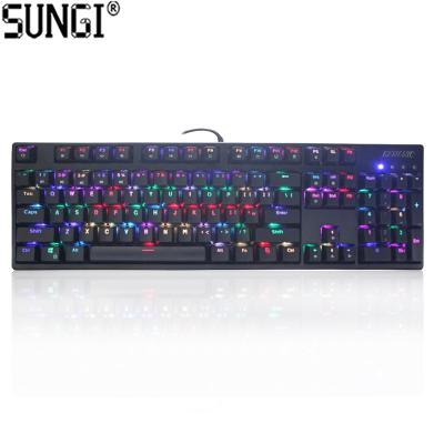 Chine ERGONOMIC Hot Selling 104 Key RGB Aluminum Gaming Mechanical Keyboard with Rainbow Backlight à vendre