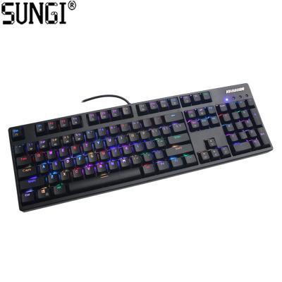 Cina Cheap ERGONOMIC USB Head Mechanical Gaming Light Keyboard RGB LED Price 104 Mechanical Keyboard in vendita