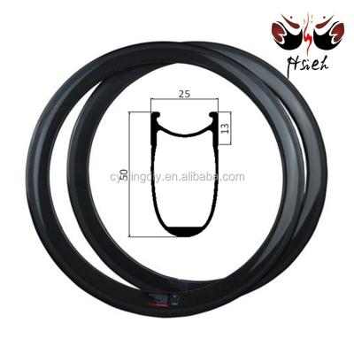 China Toray T700 Full Carbon Fiber Super Light 700C 50mm Wide 25mm Carbon Rims , Road Cycle Carbon Rims Aero U Shape for sale