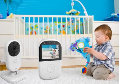 China 2.4G wireless baby monitor with two way audio communication for sale