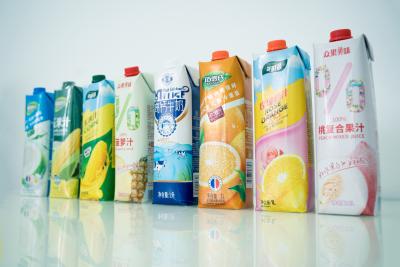 Κίνα 1000ml αποστηρωμένη μηχανή πλήρωσης χαρτοκιβωτίων PRISMA για το χυμό 6000PPH προς πώληση