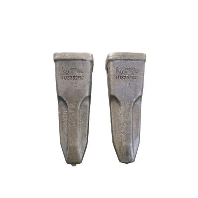 China Excavator Bucket 1U3352RC Porcelain Forging Excavator Bucket Tooth For Crawler 320 for sale