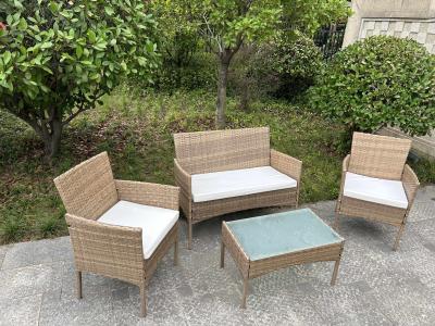 China UV-beständiges Rattan-Sofa Wasserdichtes Design Innen-Außen-Sofa Tischstuhl Esszimmer Ottomanisches Möbel-Set zu verkaufen