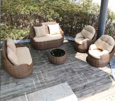 China Oval Woven Rope Garden Furniture Bed Leisure Outdoor Sofa Vine Chair Weaving for sale