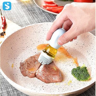 China Stocked Oil Brush Bottle Kitchen Cooking BBQ Silicone Baking Brush With Oil Dispenser for sale