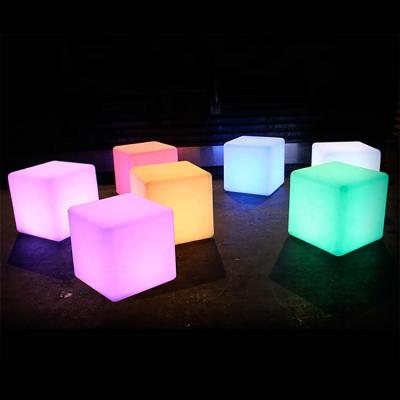 China Modern hot new products in the market make light cube led outdoor led cube light decorative led cube light for sale