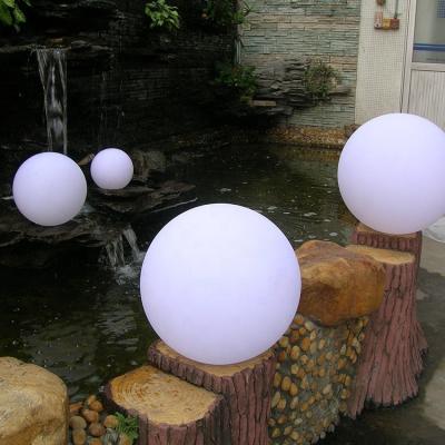 China Outdoor Sports Stadiums Garden Glow Waterproof Ball Led Pool Ball Plastic Solar Floating Light for sale