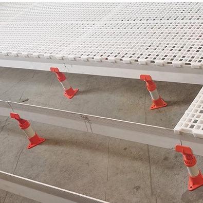 China Support Leg For Flooring Plastic Adjustable ABS Slat Support Leg For Plastic Slat In Broiler Trusses for sale