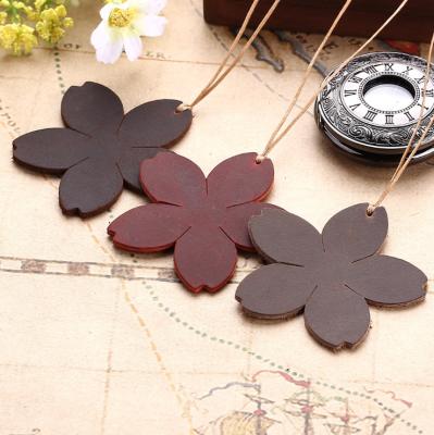 China Europe Retro Flower Design Durable Leather Hobby Bookmarks Handmade Leather Marker Hang Tag Gift Reading Page for sale