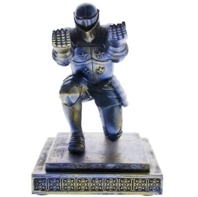 China Executive Medieval Action Figure Armor Hero Armor Soldier Model Pen Holder Stand Pencil Holder Resin Cool Connoisseur Knight Storage for sale