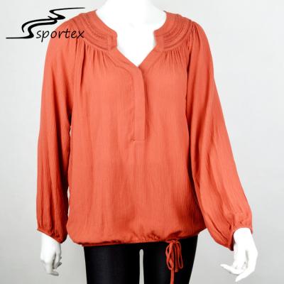 China Custom Color Ladies Shirts And Blouses Polyester Material Skin Friendly for sale