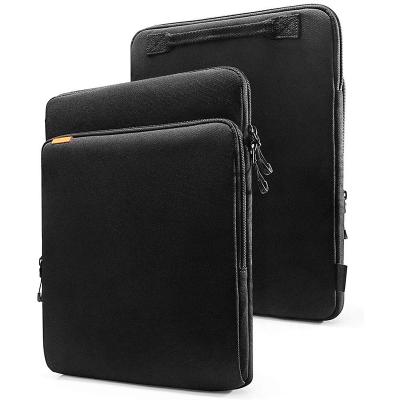 China Eco-friendly Laptop Mac Book Airwith Sleeve Designed Handle and Organized Pocket for sale