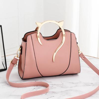 China 2021 Vintage Chain Ladies Tote Bag Weave PU Leather Women Totes Mini Bags Designer Handbag Women Handbags for sale