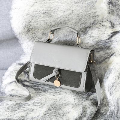 China Fashion 2022 luxury women handbags designer rivet cross - body purse messenger shoulder small ladies handbag for sale