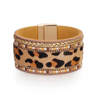 China Environmentally Friendly Horse Hair Bracelet Jewelry Leopard Woven Wide Leather Bangle Women for sale