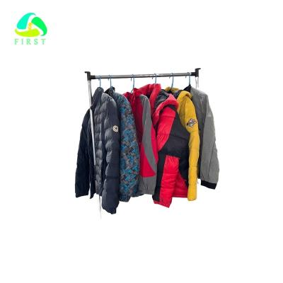 China Latest Style / Fashion FST Winter Jackets Coats Used Clothing Second Hand Bales Mixed For Sale for sale