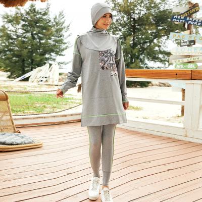 China 2022 New Design Muslim Activewear 3PCS Workout Breathable Loose Hijab Sports Wear Modest Gym Active Routine Wear For Islamic Woman for sale