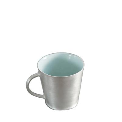 China Viable Healthy Non-Toxic Pure Silver Luster Handmade Porcelain Mug for sale