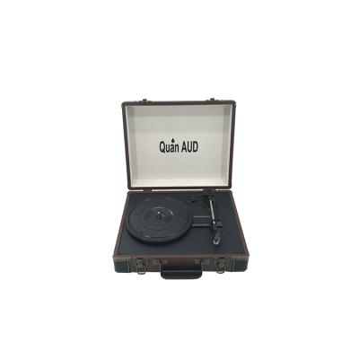 China Retro Portable Hot Selling Earphone Jack Cassette Player Suitcase Turntable Player for sale