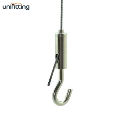 China 2018 well-designed metal cable self-locking clamp for hanging for sale