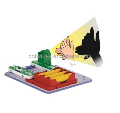 China 2021 Hot DIY Plastic Educational Science Toys Stem Study Kits Hand Shadow Lamp Toy for sale