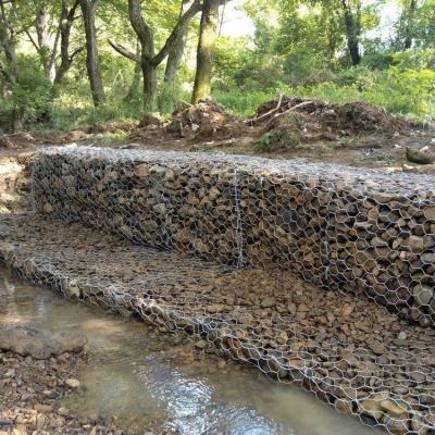 China Galfan Galvanized Gabion With Tensile Strength 350-550N/mm2 Spot Welded By 3.0mm Alloy Wire for sale