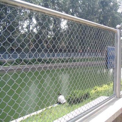 China Woven Fence System Top Galvanized Steel Wire Alloy Chainlink Fence for sale