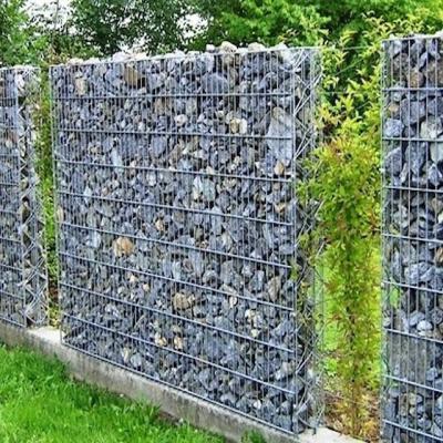 China 3mm Wire Gauge Hot Dipped Galvanized Fence Weld Mesh Rolls à venda