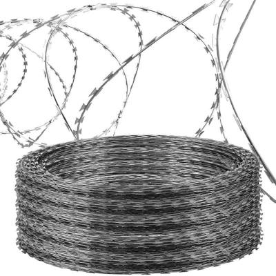 China Tensile Razor Wire Low Carbon Iron Wire For Security Fencing à venda