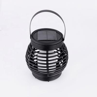 China Outdoor Basket Garden Rattan Lights Solar Garden Lights Yard Decoration Flame Light for sale