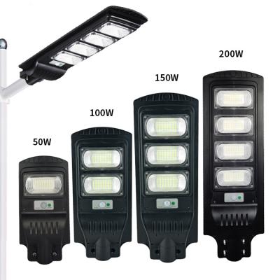 China Warehouse Lights 2400LM 50W 100W 150W 200W Waterproof Solar LED Outdoor Street Light for sale