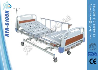 China Foldable Three Crank Manual Hospital Bed Clinic Medical Bed For Elderly for sale