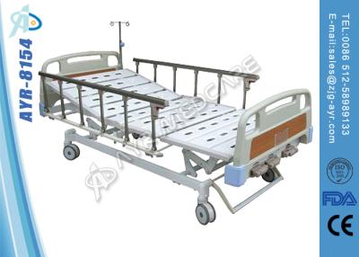 China Camas de hospital de centro de fijación para los carriles laterales de aluminio del uso en el hogar tres manivelas en venta