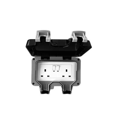 China Residential MP22 2 Gang Switches Double Pole Socket / Multipurpose With Waterproof IP66 Waterproof Box For British UK UK Switched Socket for sale