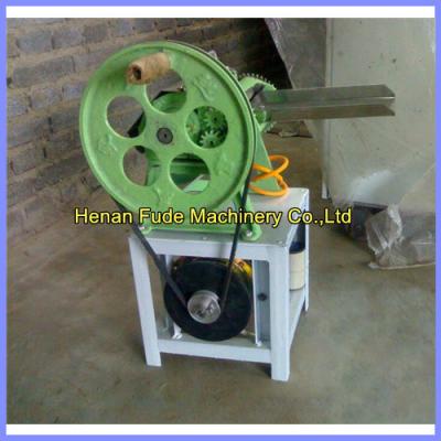 China  Round flat cake cutting machine, round flat cake shredder, pencake slicer for sale