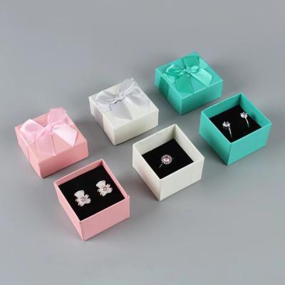 China Custom Printed Jewelry Boxes Ring Packaging Paper 5*5*3.5cm Offset Printing for sale