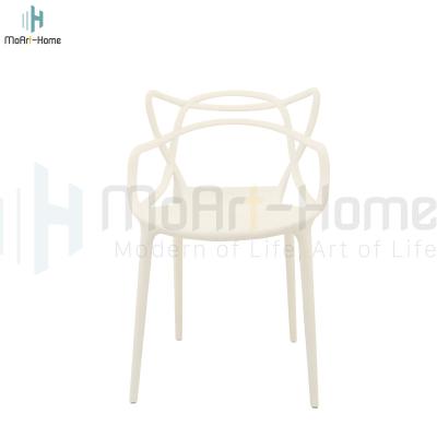 China OEM Eco - Friendly Outdoor Modern Chair In Polypropylene Plastic Cafe Chair for sale