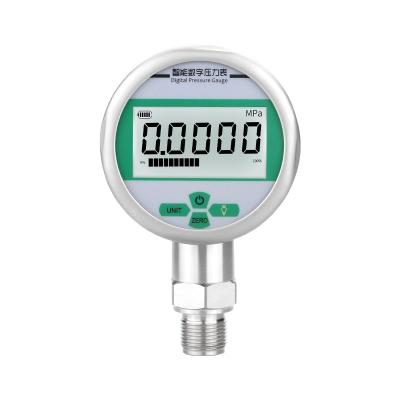 Cina 0.5% Accuracy Battery Powered Stainless Steel Digital Pressure Gauge for Water Air Oil in vendita