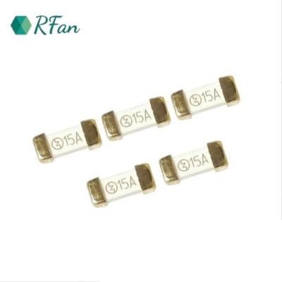 China 2410/6125/1808 15A Surface Mount Fuse 125V/250V/300V Ceramic Patch Fuses for sale