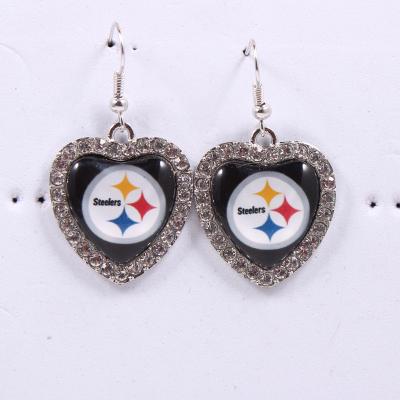 China Wholesale NFL Rhinestone Heart Shape American Football 32 Teams Series Logo Casual/Sporting Stud Earrings for sale