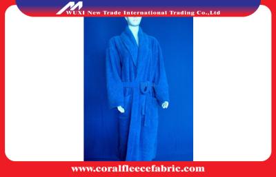 China Spa Men Coral Fleece Bathrobes / Customized Luxury Mens Bathrobes with Polyester for sale