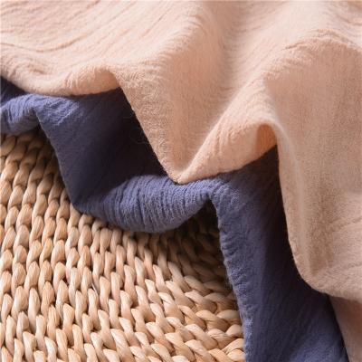 China Moisture Absorption 125gsm RTS Plain Dyed Twist Structure 55% Ramie 45% Cotton Crinkle Fabric For Dress for sale