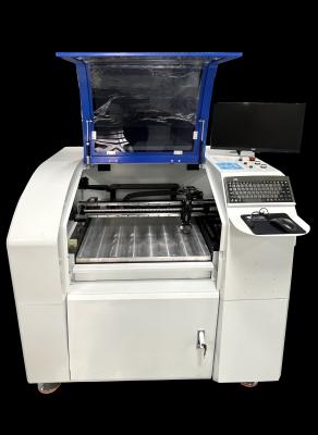 China Schneidemaschine des Edelstahlblech-30W, 9.4um SS Laser-Schneider zu verkaufen