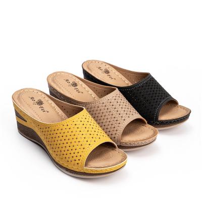 China Fashion Trend Women's Slides Women's Slides Slippers Women's Slippers Outdoor Indoor Platform Sandals for Women for sale