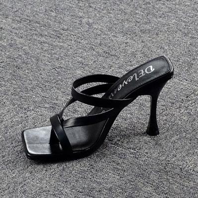 China 2021 Fashion Trend Women PU High Heel Slides Summer Slippers Sexy Big Size Sandals Open Toe Clear Leather Square For Women Ladies for sale