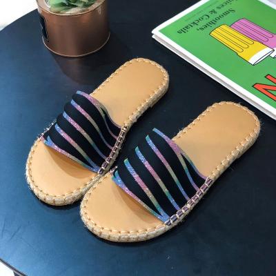 China Fashion Trend Designs New Logo Customize Women Flat Handmade Sandals Slides Indoor Bling Outdoor Casual Slippers For Ladies for sale